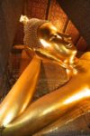 バンコクのワット・ポーに寝姿の仏像「大涅槃仏」を見に行こう！