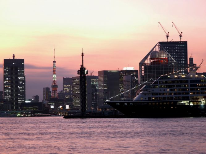 晴海埠頭で東京湾の夜景　ロマンチックデートに超おすすめ！