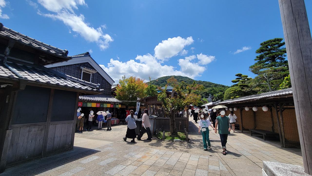 おかげ横丁とは
