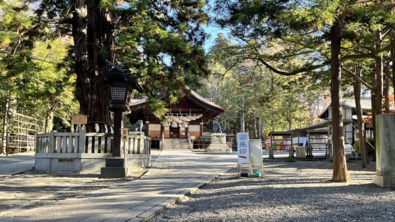諏訪大社の「秋宮（あきみや）」