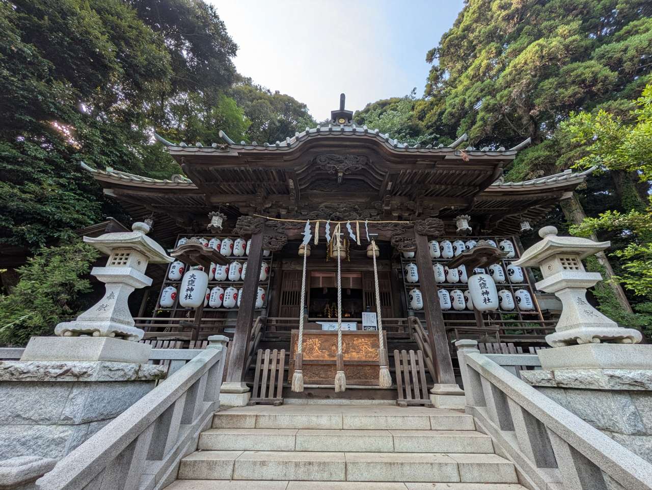 大甕神社は日本神話の星神・甕星香々背男を祀る社