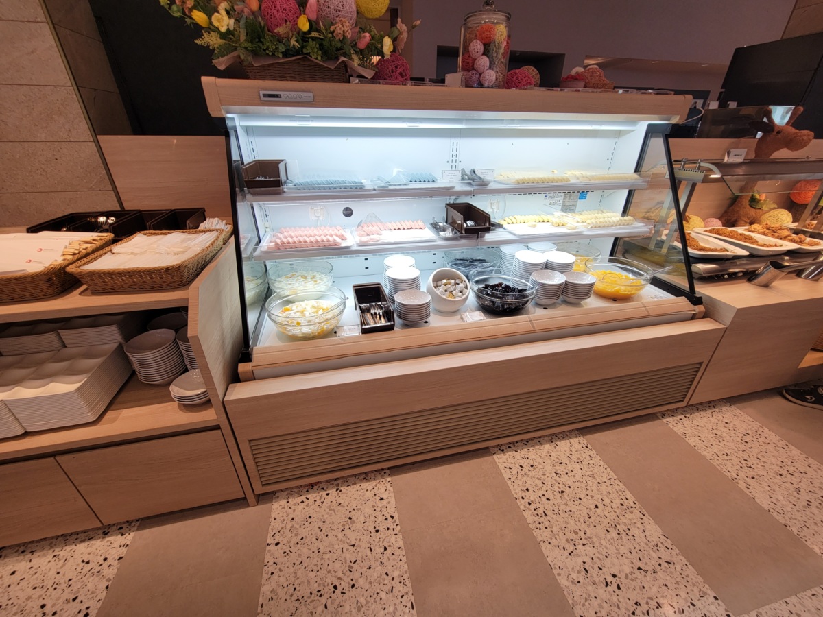 オールインクルーシブスタイルのため、宿泊料金の中でチェックインからチェックアウトまで飲食を楽しめる仕組み