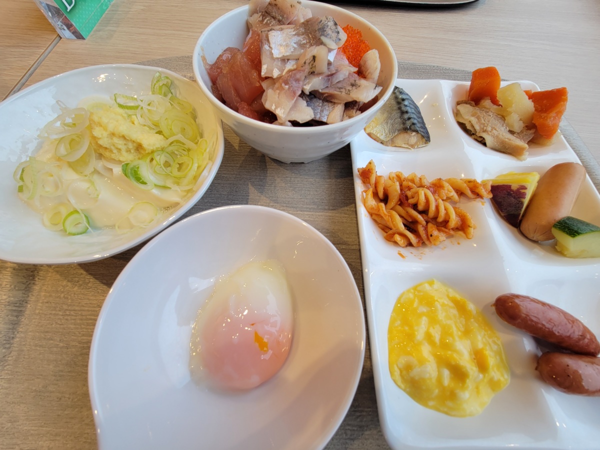 朝食もいろいろ
