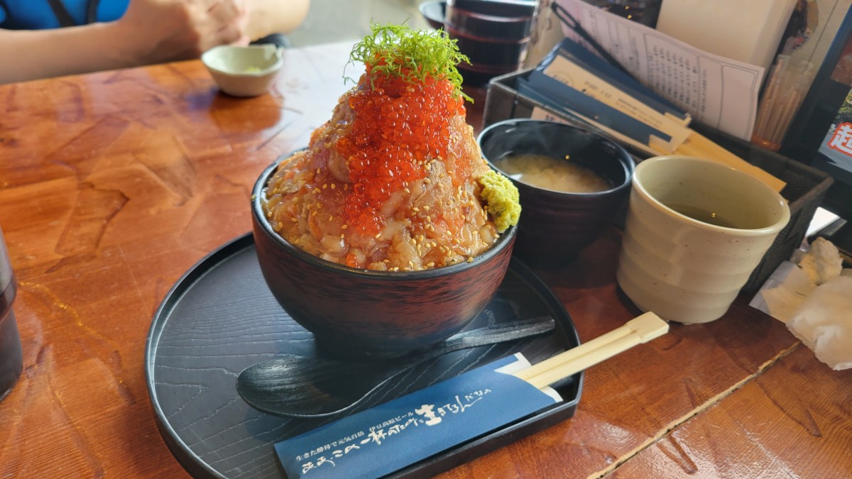 温泉と地元グルメも伊豆の楽しみ