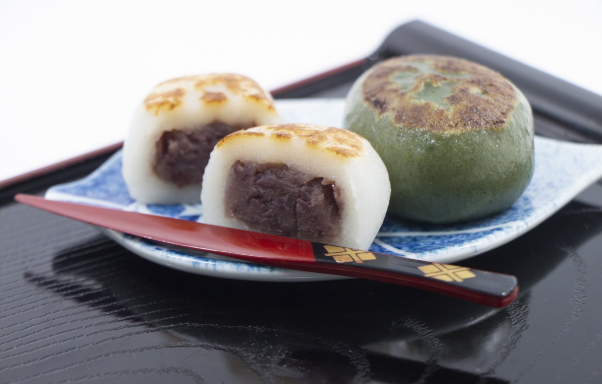上賀茂神社のやきもち 神馬堂と葵家 門前名物 葵餅の名店2軒を食べ比べガイド