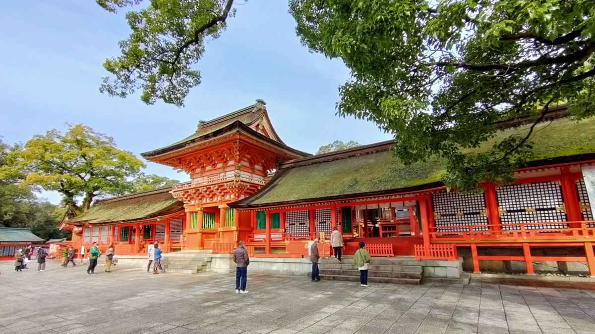 宇佐神宮の参拝作法は二拝四拍手一拝